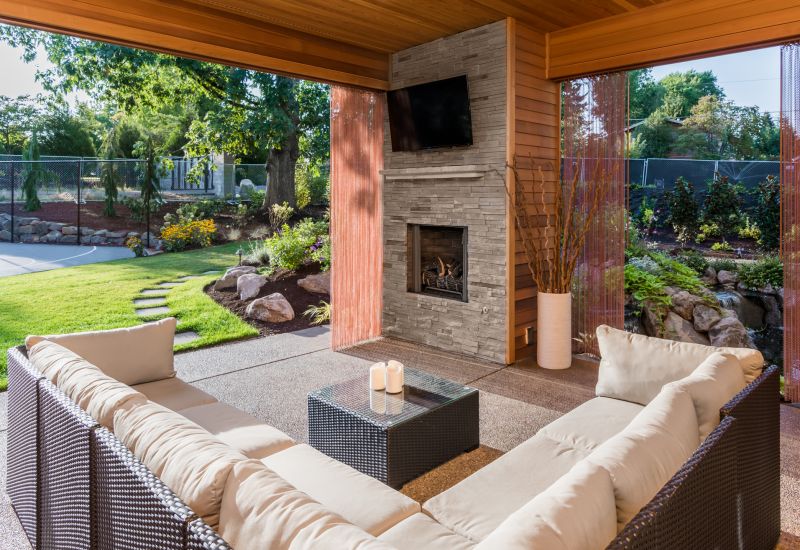 Outdoor Tv Mounting in Conroe, TX
