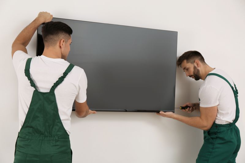 Television Hanging Service in Kansas City, MO